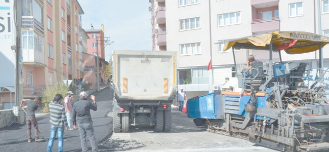 Asfalt çalışmaları tam gaz