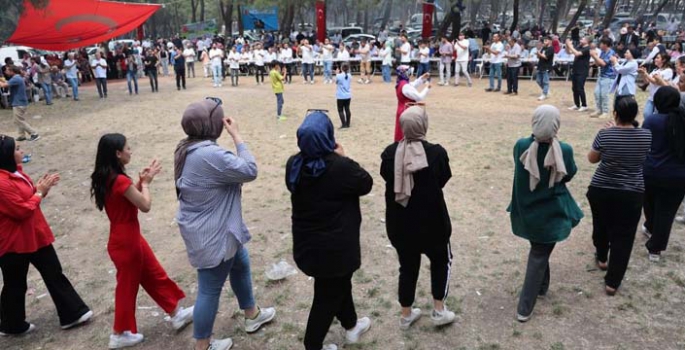 Binlerce Dadaş, İzmir'de piknik şöleninde buluştu