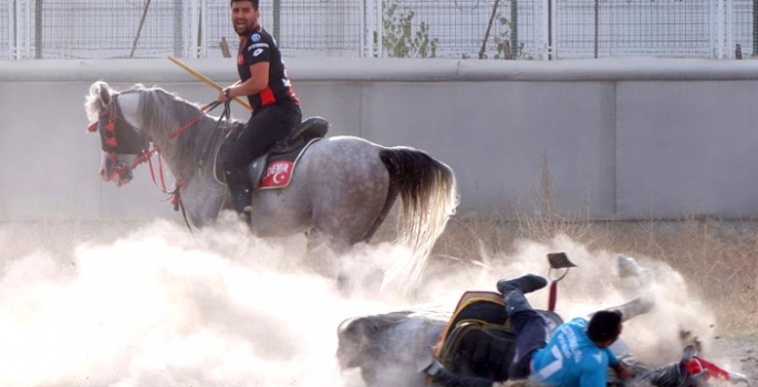 Cirit maçlarında nefes kesen anlar