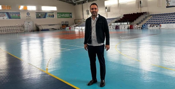 Dadaşlar Futsal Milli Takımını bekliyor