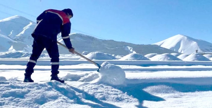 Erzurum -24,6 ile buz kesti