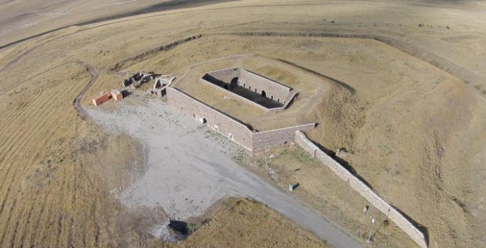 Erzurum'da bir ecdat yadigarı: Aziziye Tabyaları