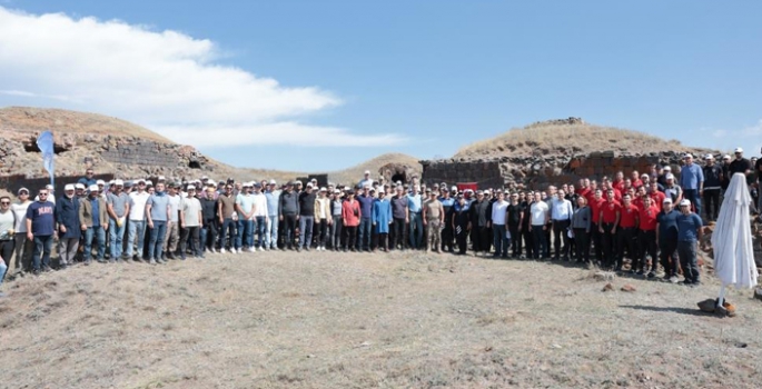 Erzurum polisi tabyaya el attı