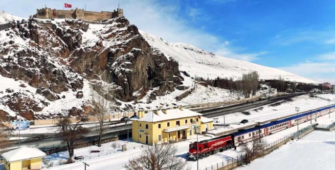 Erzurum Valiliği’nden Doğu Ekspresi paylaşımı