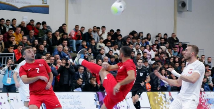 Futsal Milli Takımı elemelere mağlubiyetle başladı