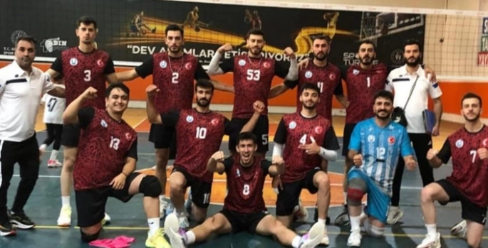 Gençlikspor hedefi 12’den vurdu