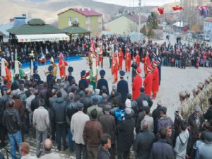 Şenkaya'da kurtuluş coşkusu