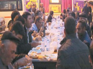 Olur'da sokak iftarı