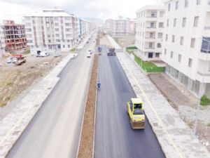 Büyükşehir'den asfalt rekoru