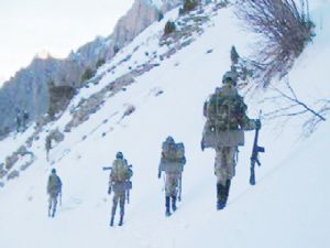 Erzurum'da terör operasyonu: 33 gözaltı