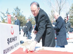 Çanakkale Şehitleri rahmetle anıldı