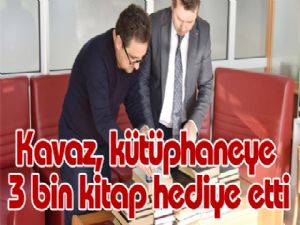 Kavaz, kütüphaneye 3 bin kitap hediye etti