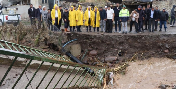 Oltu'da sel felaketi