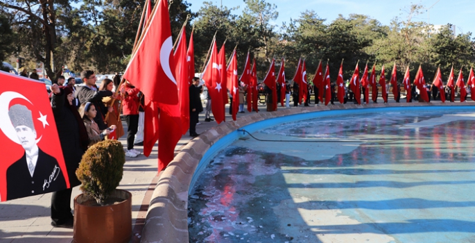 Saygı, rahmet ve minnetle; Atamızı andık