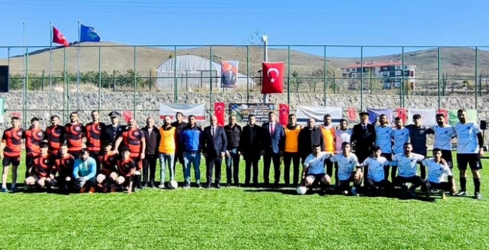 Şehit Tuğ adına futbol turnuvası