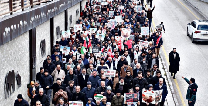 Yürekler Gazze için birleşti